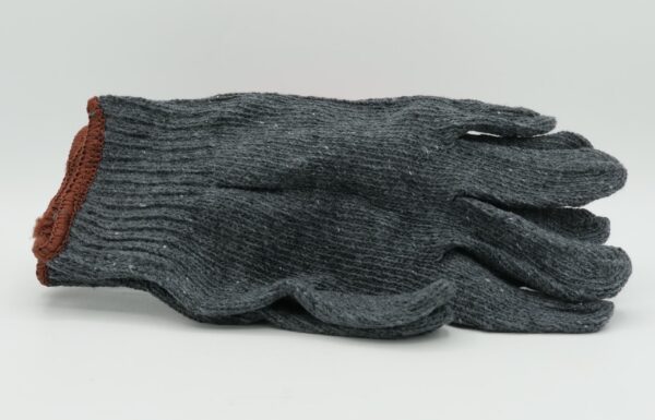 Gray Knit Gloves